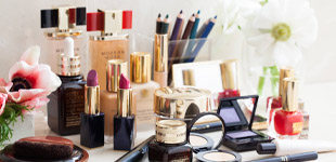 بزرگترین اشتباهات آرایشی که زیبایی شما را خراب میکند